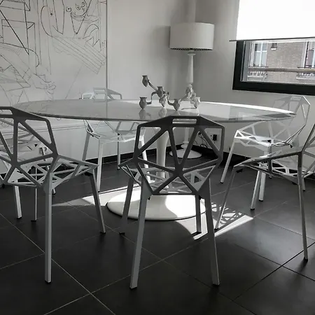 Design Loft 130M2 Sun, Parking Available Apartment